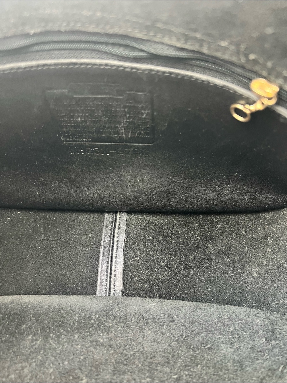 Vintage Coach Black Leather Saddle Crossbody with Gold Turnlock - Picture 11 of 11